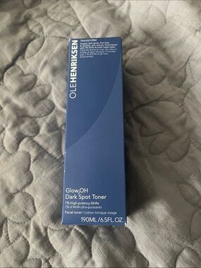 Ole Henriksen Glow_OH Dark Spot Toner - Blue